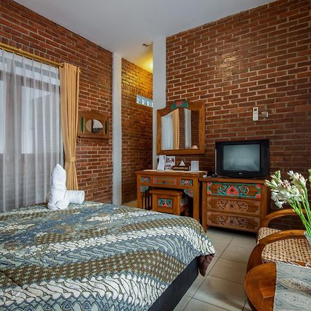 Sekararum Butik Syariah Guesthouse Бандунг Екстериор снимка