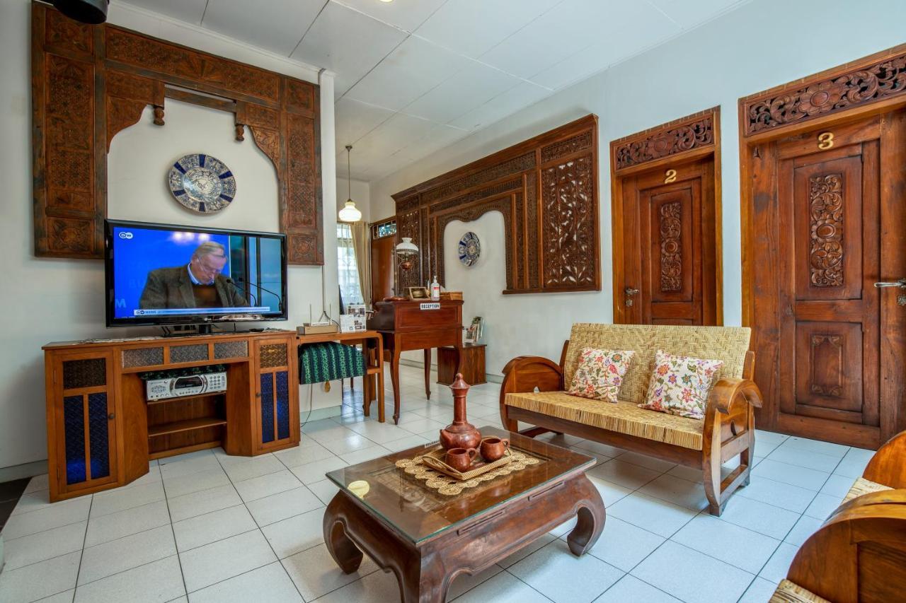 Sekararum Butik Syariah Guesthouse Бандунг Екстериор снимка