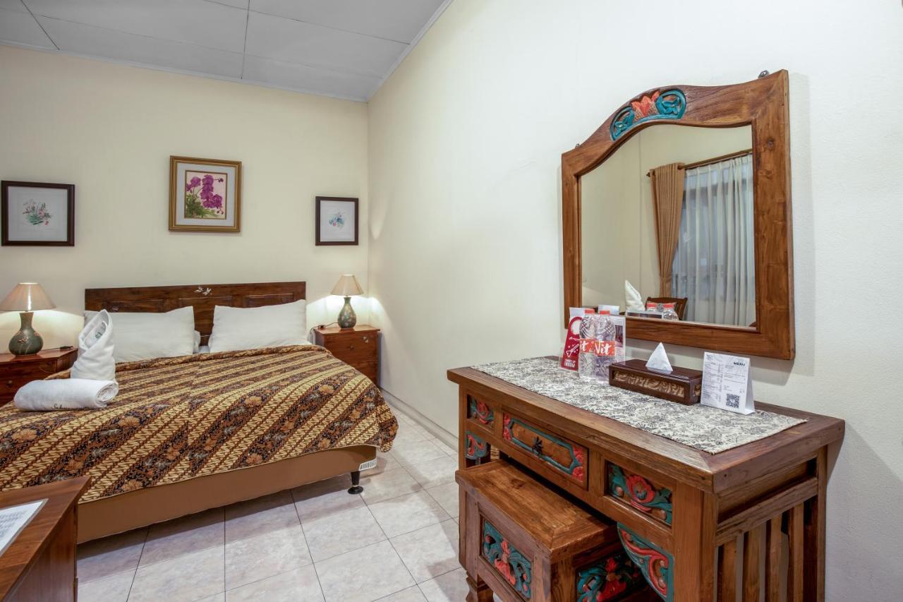 Sekararum Butik Syariah Guesthouse Бандунг Екстериор снимка
