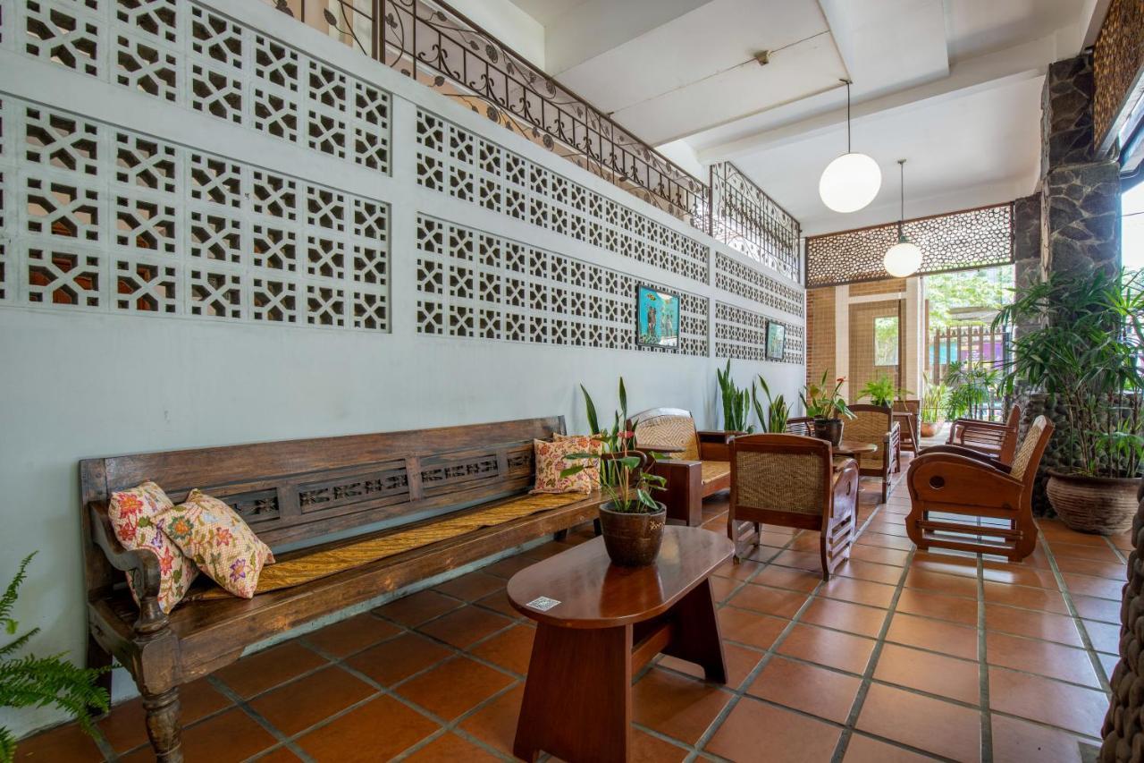 Sekararum Butik Syariah Guesthouse Бандунг Екстериор снимка
