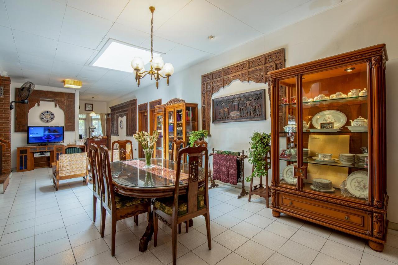Sekararum Butik Syariah Guesthouse Бандунг Екстериор снимка