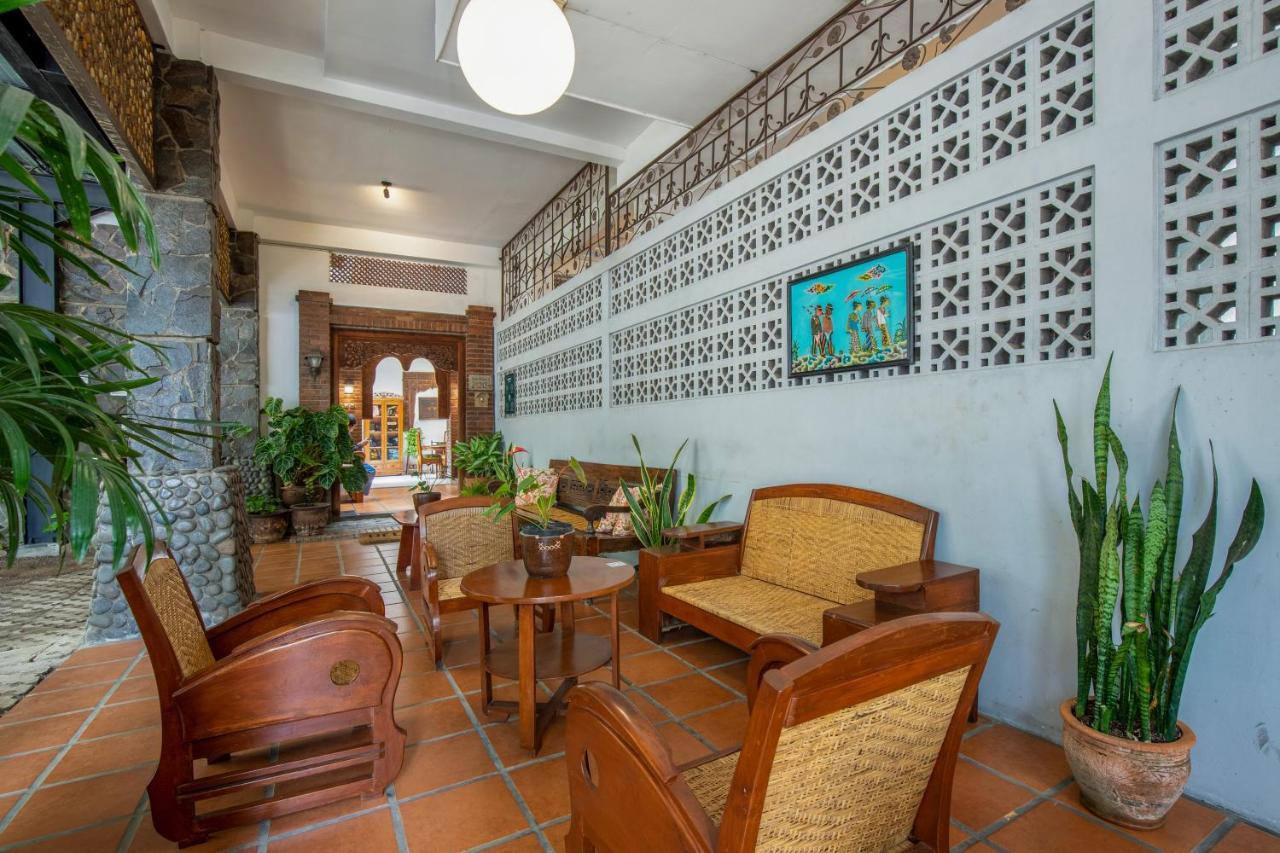 Sekararum Butik Syariah Guesthouse Бандунг Екстериор снимка