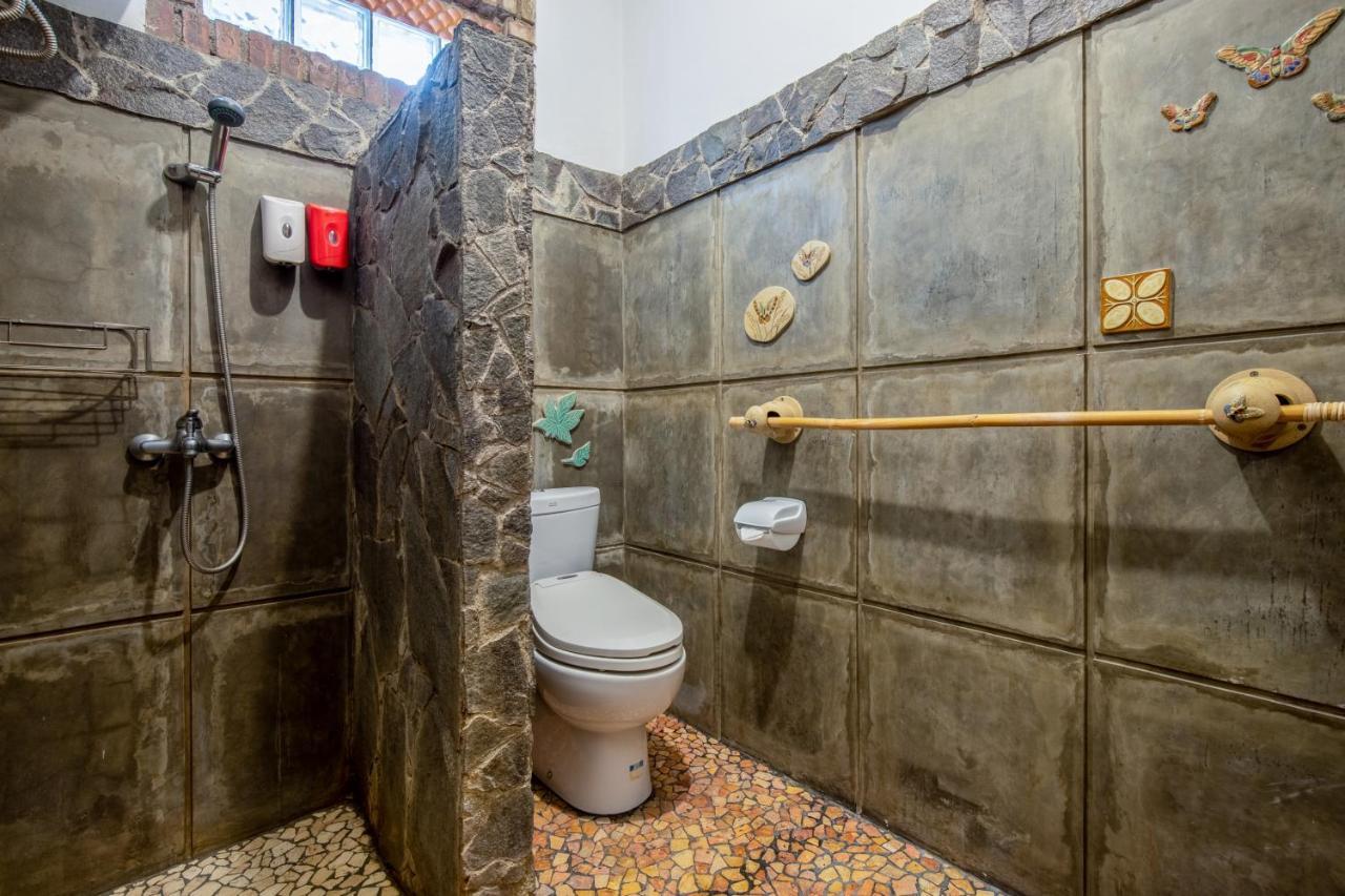 Sekararum Butik Syariah Guesthouse Бандунг Екстериор снимка