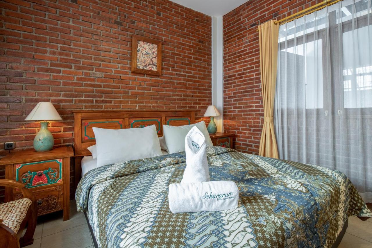 Sekararum Butik Syariah Guesthouse Бандунг Екстериор снимка