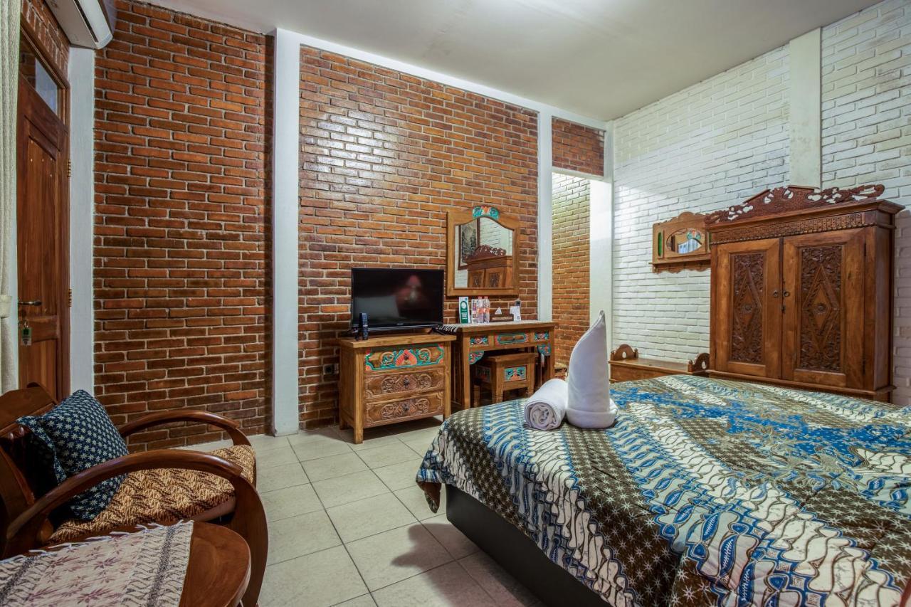 Sekararum Butik Syariah Guesthouse Бандунг Екстериор снимка